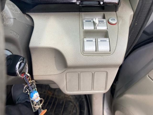 HONDA EDIX  4WD 2004