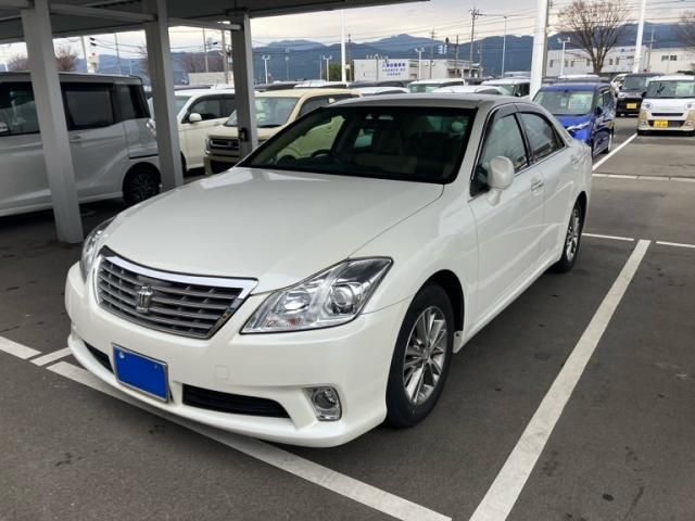 TOYOTA CROWN sedan 2010