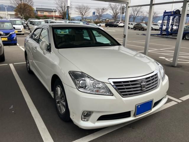 TOYOTA CROWN sedan 2010