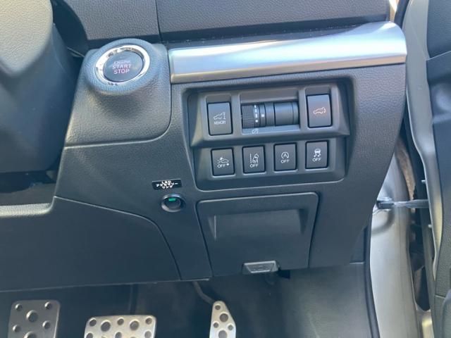 SUBARU LEGACY OUTBACK 2014