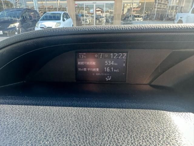 TOYOTA NOAH HYBRID 2020