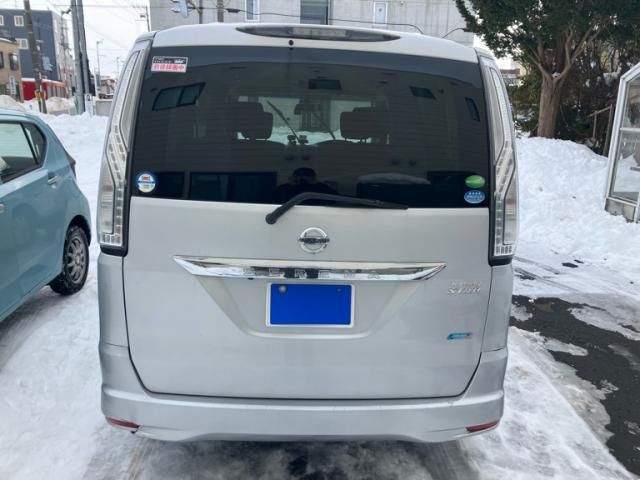 NISSAN SERENA  WG 4WD 2014