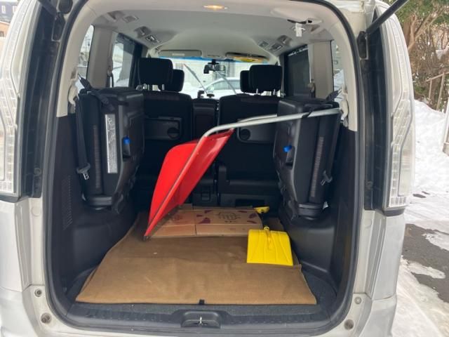 NISSAN SERENA  WG 4WD 2014