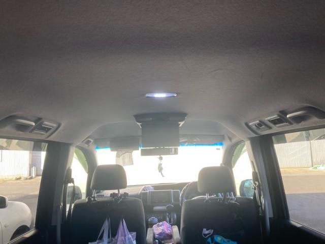 HONDA STEPWAGON SPADA 4WD 2010