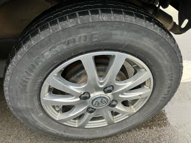 TOYOTA PIXIS van 4WD 2013