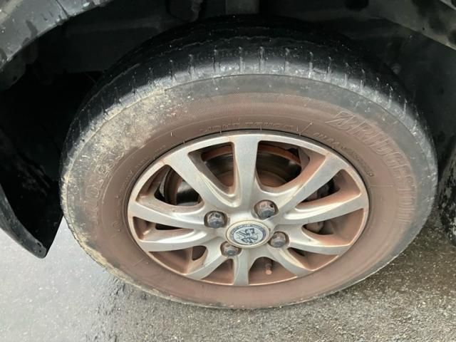 TOYOTA PIXIS van 4WD 2013