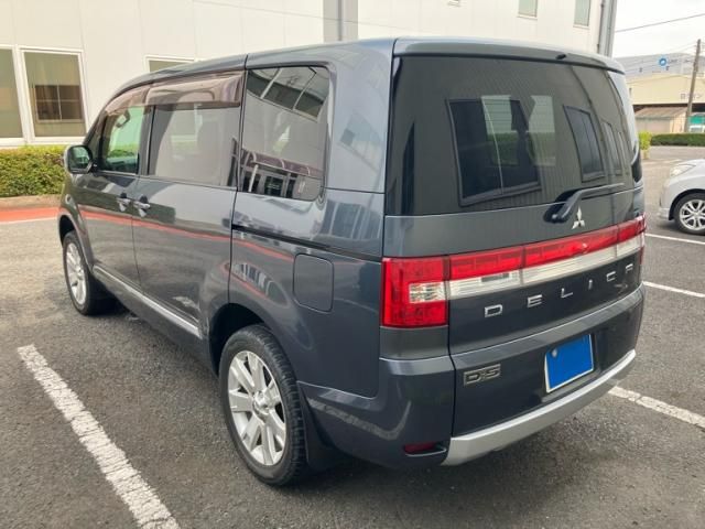 MITSUBISHI DELICA D:5 4WD 2008