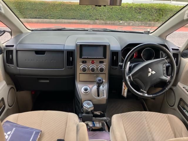 MITSUBISHI DELICA D:5 4WD 2008