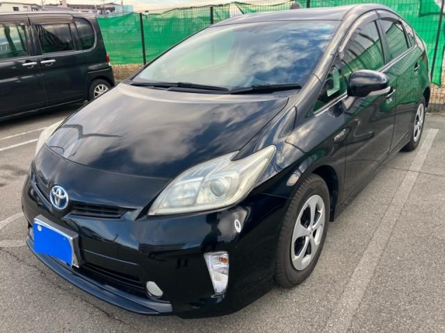 TOYOTA PRIUS 2013