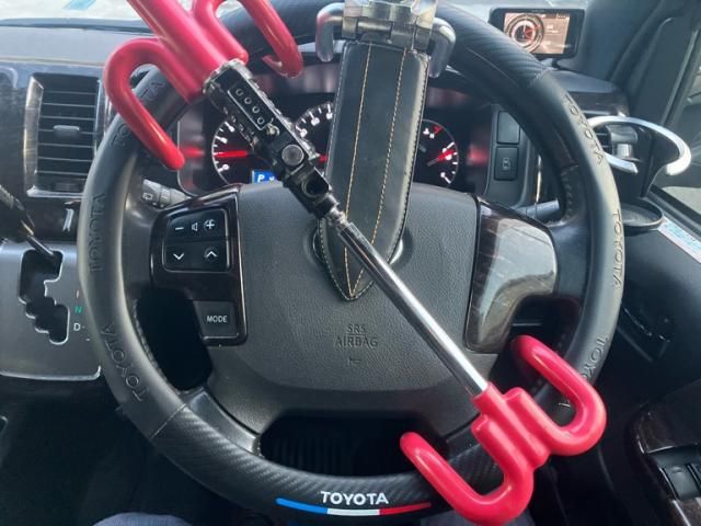 TOYOTA HIACE van 2WD 2019