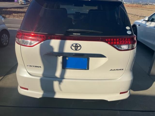TOYOTA ESTIMA 2011