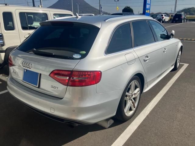 AUDI AUDI A4 AVANT 2014