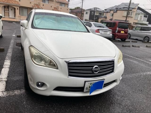 NISSAN FUGA 2011