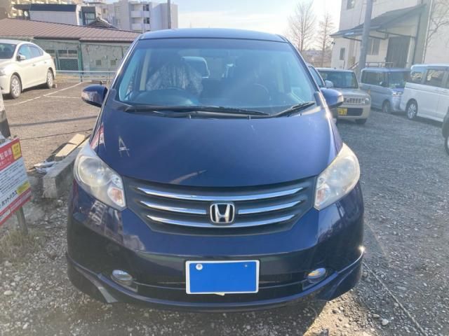 HONDA FREED 2010