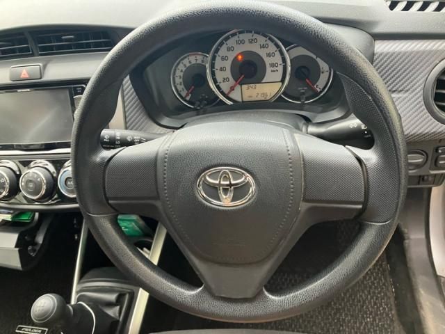 TOYOTA COROLLA FIELDER 2013