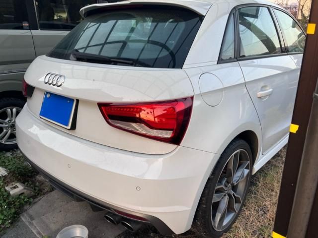 AUDI AUDI S1 SPORTBACK 2015