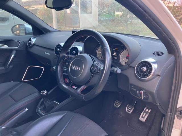 AUDI AUDI S1 SPORTBACK 2015