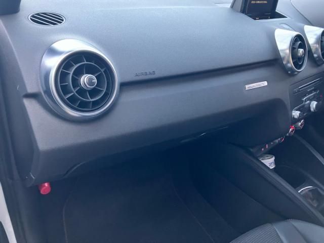 AUDI AUDI S1 SPORTBACK 2015