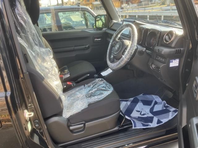 SUZUKI JIMNY SIERRA 2025