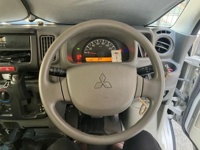 MITSUBISHI MINICAB van 2018