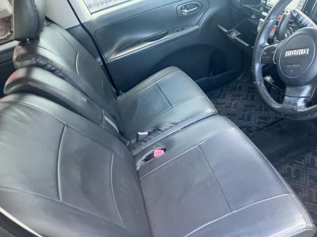 DAIHATSU TANTO CUSTOM 2011