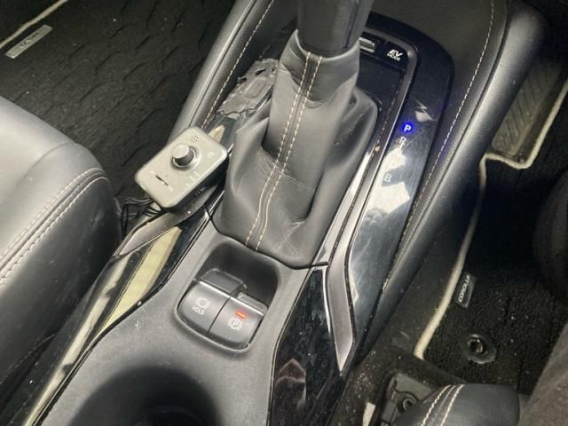 TOYOTA COROLLA sedan HYBRID 2021