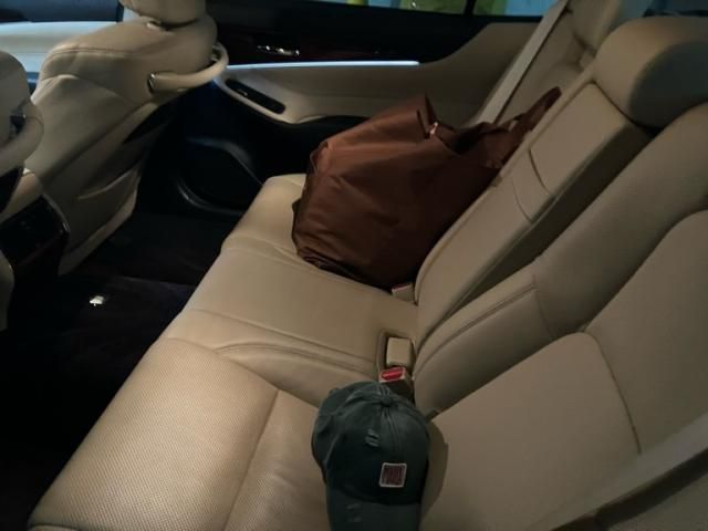 TOYOTA CROWN MAJESTA HYBRID 2013