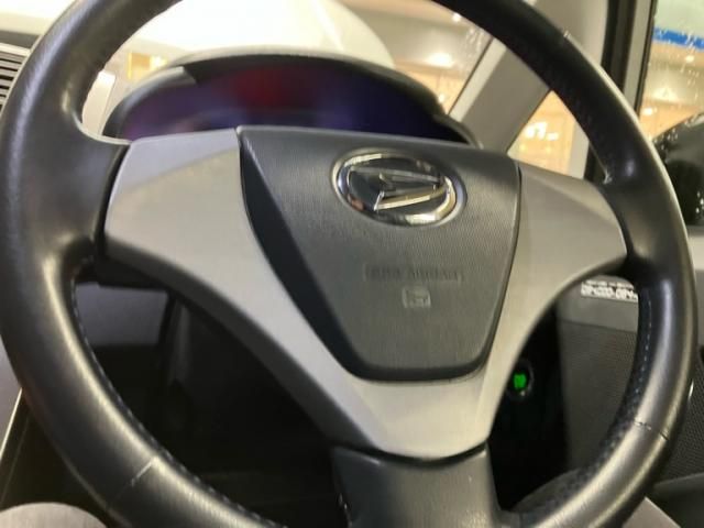 DAIHATSU MOVE CUSTOM 4WD 2013