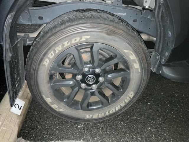 TOYOTA ??????????4D 2024