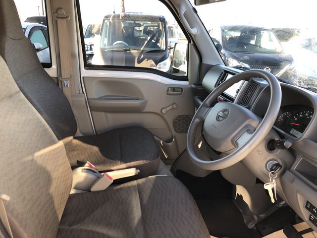 NISSAN NV100 CLIPPER 2019