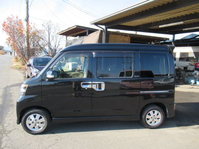 DAIHATSU ATRAI wagon 2010