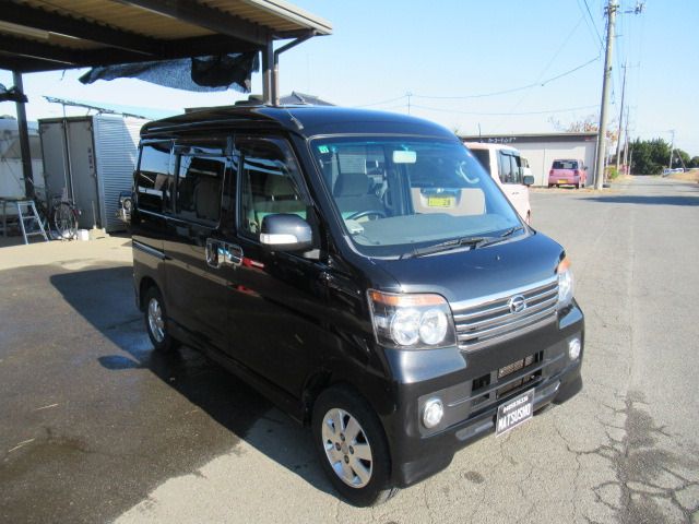 DAIHATSU ATRAI wagon 2010