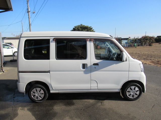 DAIHATSU HIJET CARGO 2014