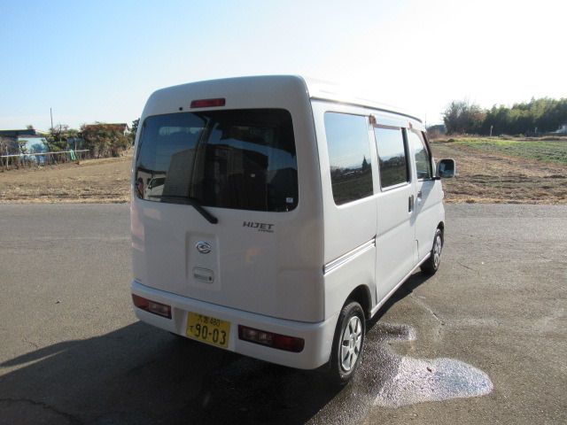 DAIHATSU HIJET CARGO 2014