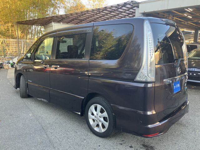 NISSAN SERENA  S-HYBRID 2013