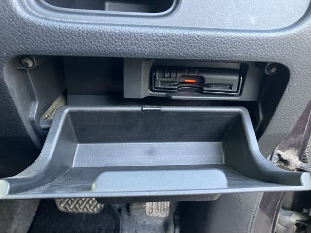 NISSAN SERENA  S-HYBRID 2013