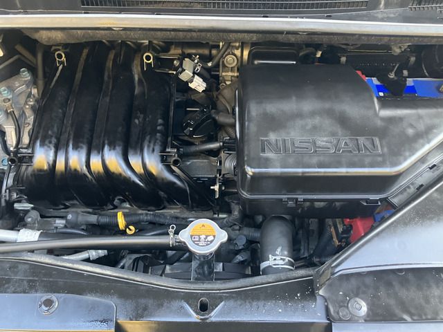 NISSAN SERENA  S-HYBRID 2013