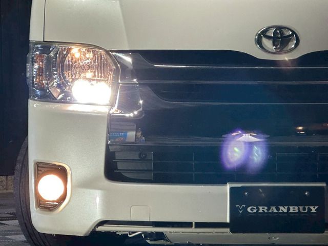 TOYOTA HIACE wagon 2015