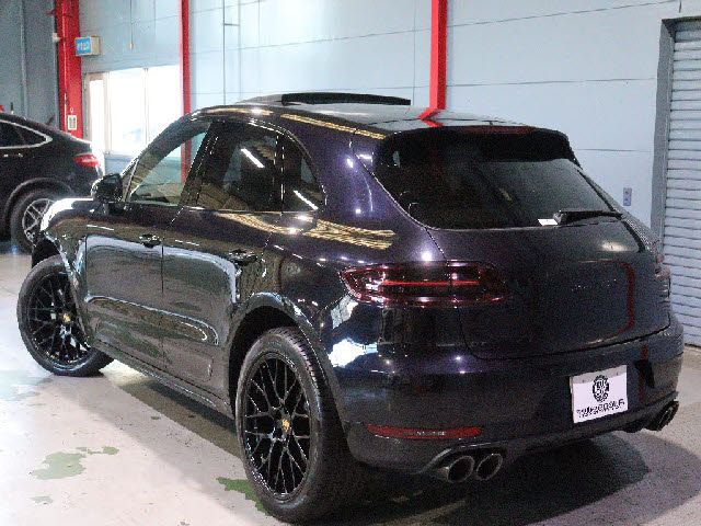 PORSCHE PORSCHE Macan 2018
