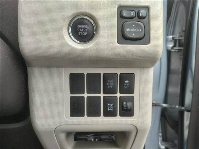 TOYOTA PORTE 4WD 2013