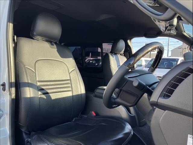 TOYOTA HIACE van 2WD 2023