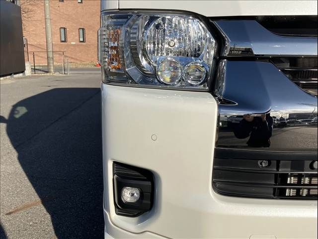 TOYOTA HIACE van 2WD 2023