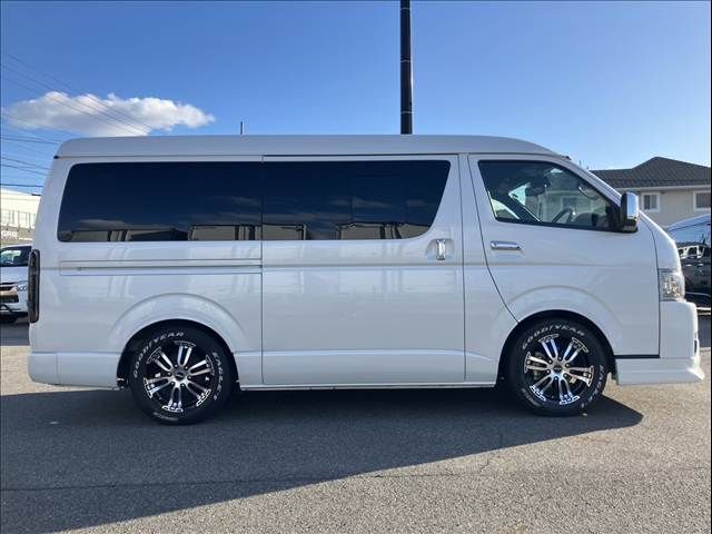 TOYOTA HIACE van 2WD 2023