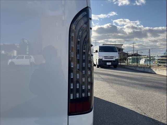 TOYOTA HIACE van 2WD 2023