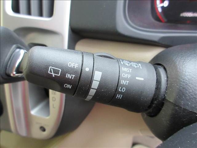 NISSAN SERENA  WG 2010