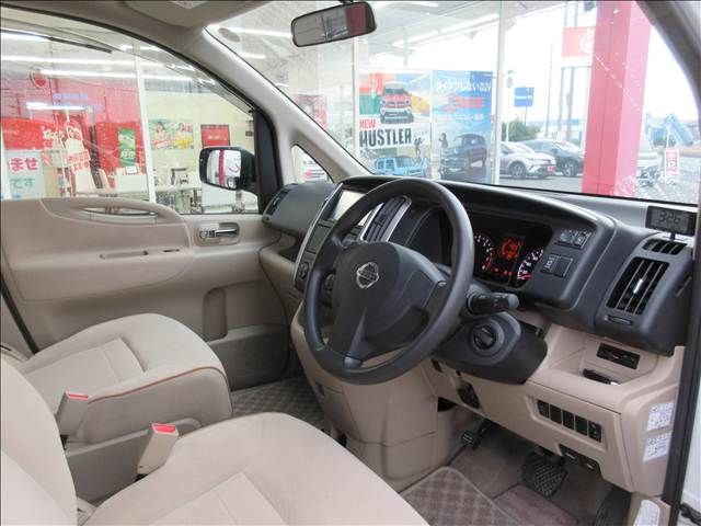 NISSAN SERENA  WG 2010