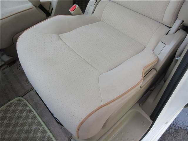 NISSAN SERENA  WG 2010