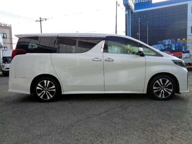 TOYOTA ALPHARD 2018