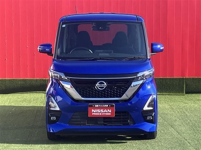 NISSAN ROOX 2022