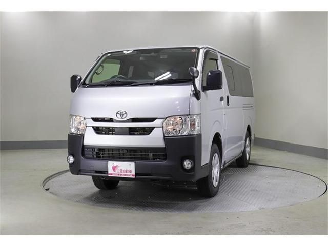 TOYOTA HIACE van 4WD 2020